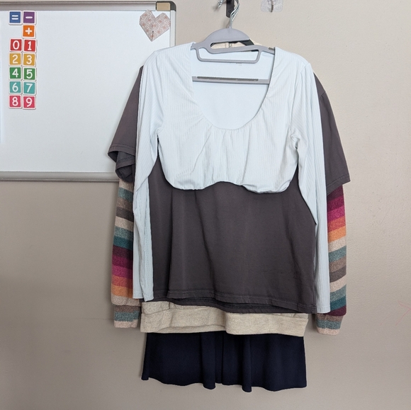 Other - L EUC Clothing Bundle